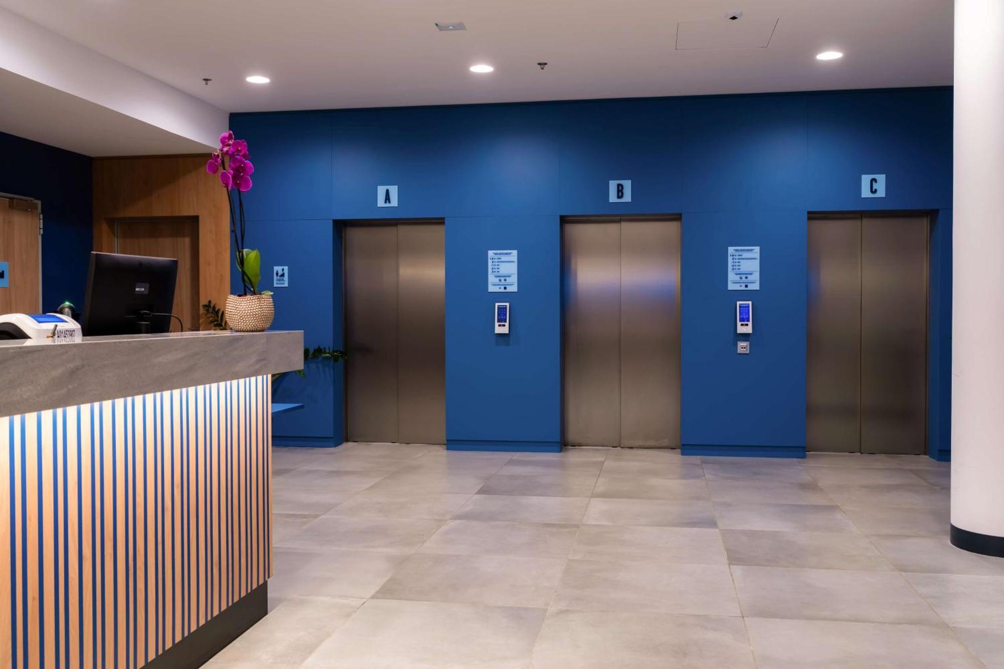 Hampton By Hilton Budapest City Centre Bagian luar foto