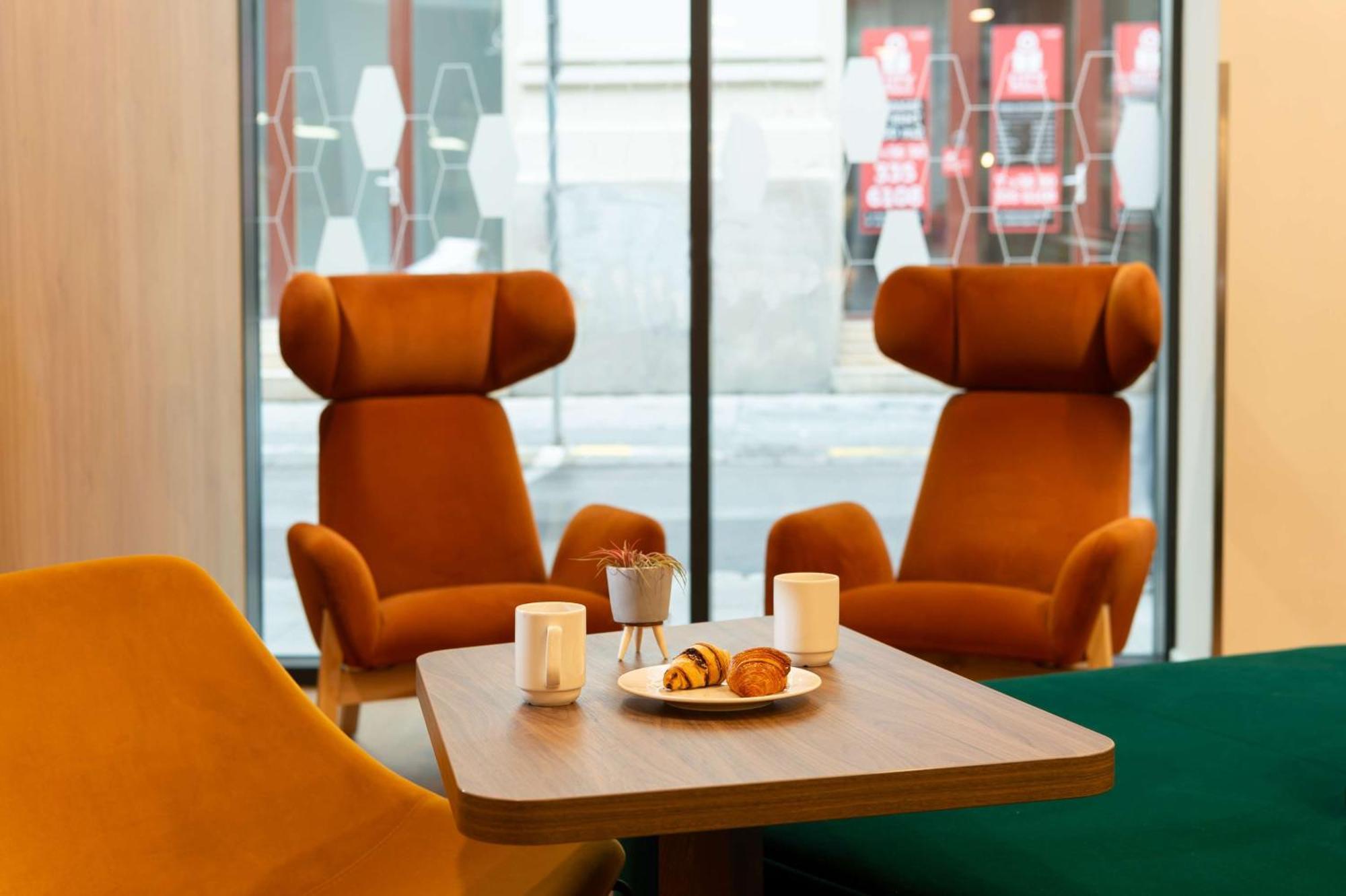 Hampton By Hilton Budapest City Centre Bagian luar foto