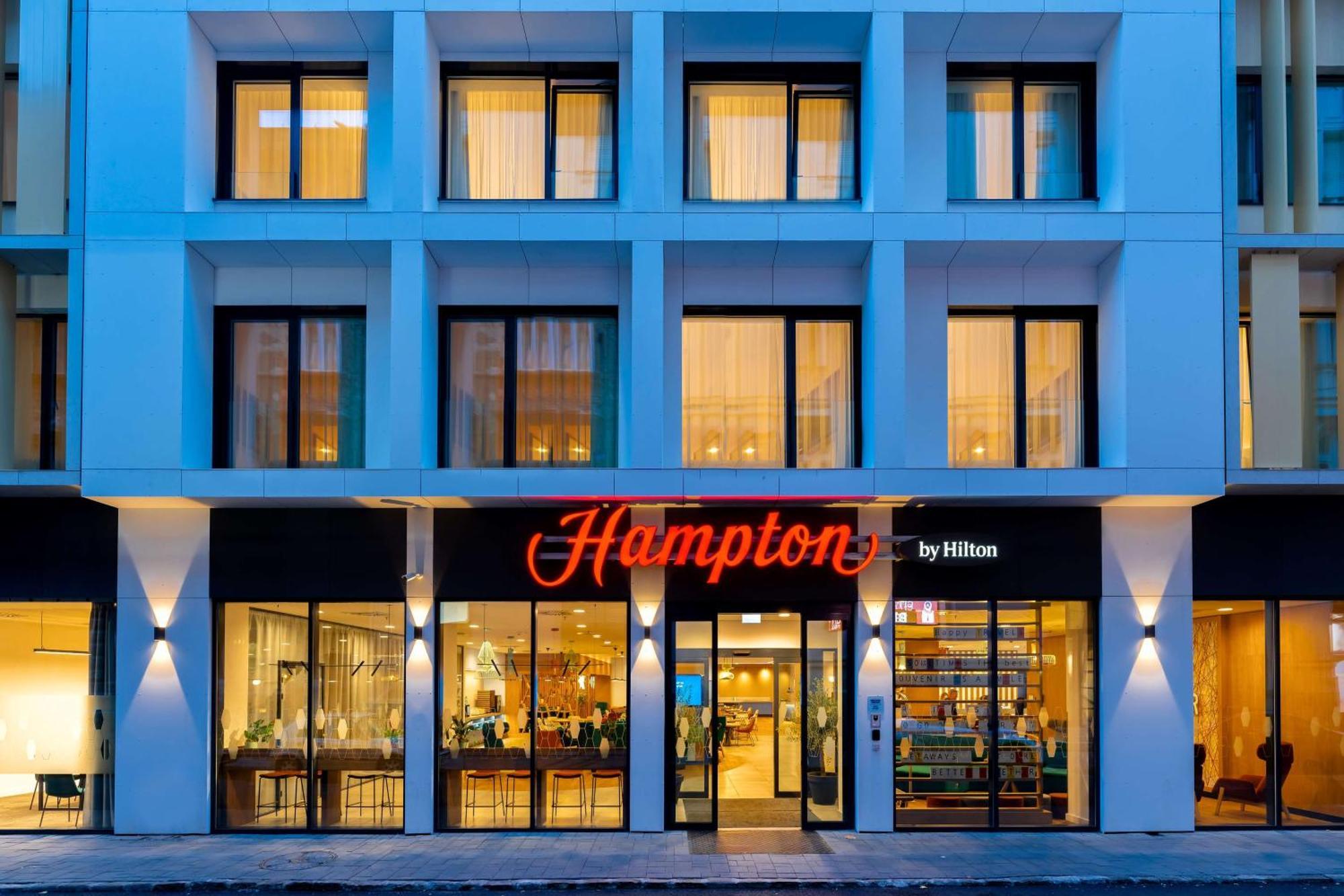 Hampton By Hilton Budapest City Centre Bagian luar foto