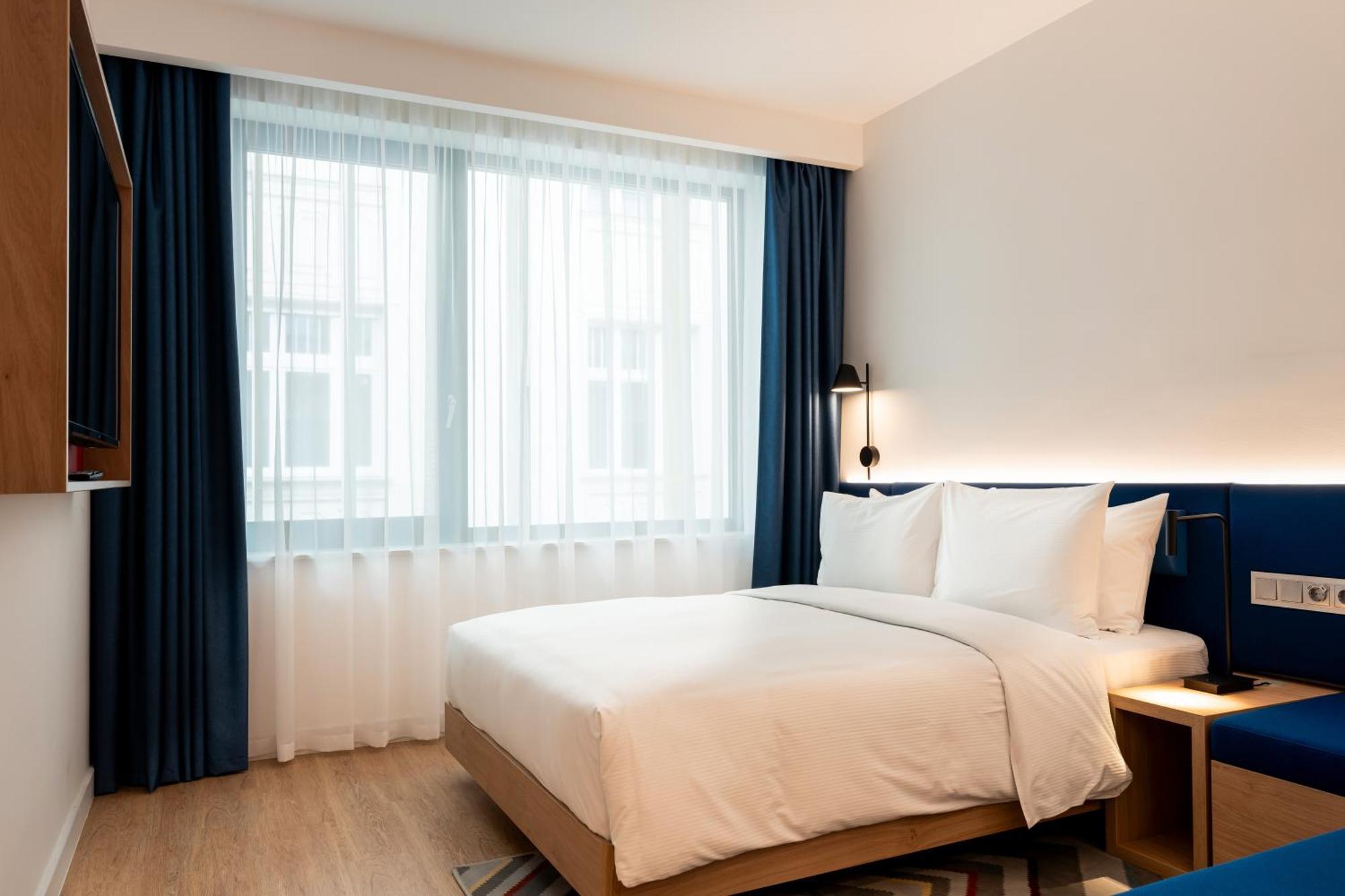 Hampton By Hilton Budapest City Centre Bagian luar foto