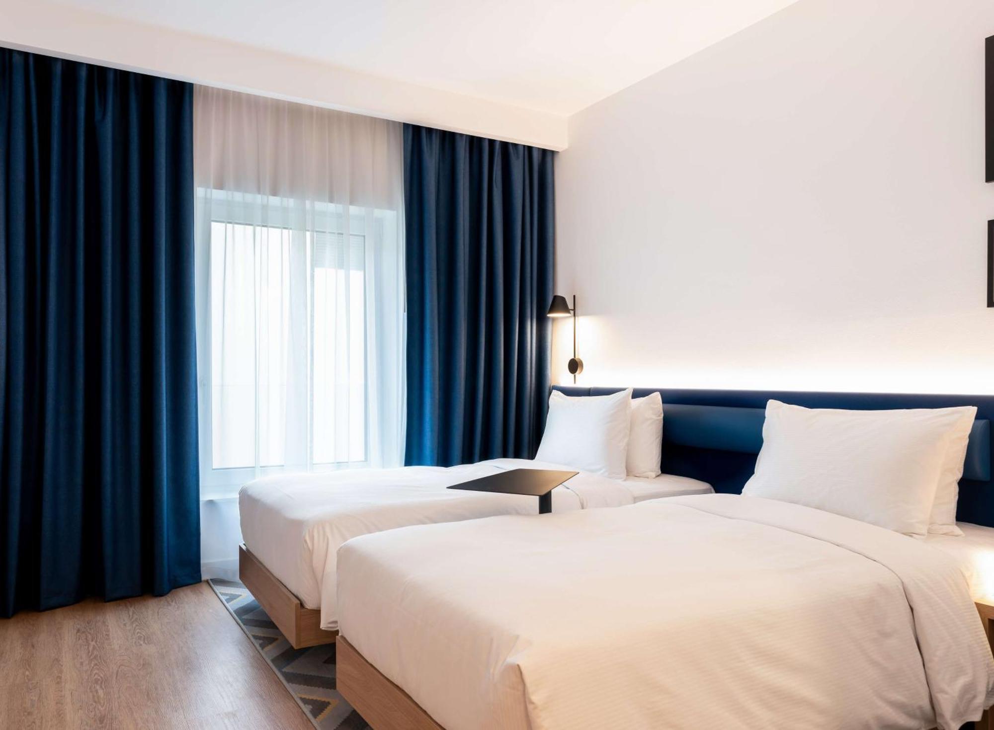 Hampton By Hilton Budapest City Centre Bagian luar foto